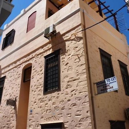 埃尔莫波利斯欧迪斯欧多思旅馆公寓式酒店 外观 照片