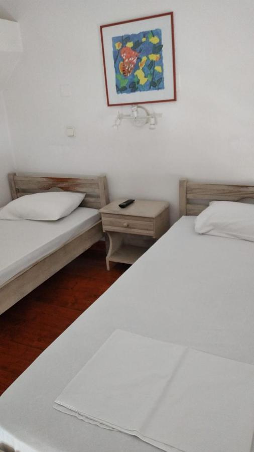 埃尔莫波利斯欧迪斯欧多思旅馆公寓式酒店 外观 照片